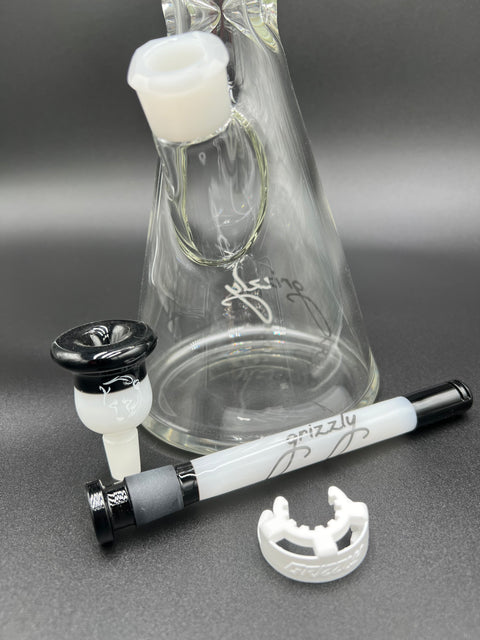 Grizzly Glass 2-Tone Beaker